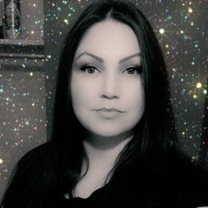 Meet your Posher, Gina